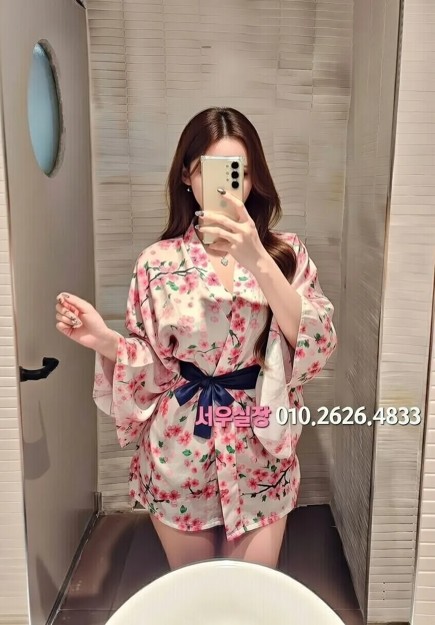 압구정로데오 풀살롱 프리미엄 라인업 8번 프로필