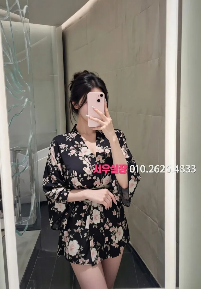 압구정로데오 보도 프리미엄 라인업 30번 프로필