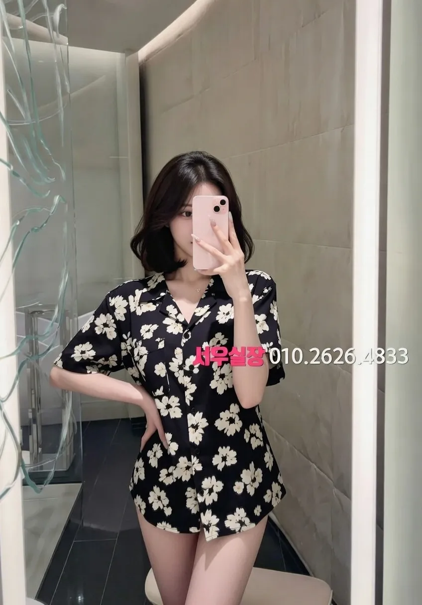 압구정로데오 다국적 프리미엄 라인업 31번 프로필