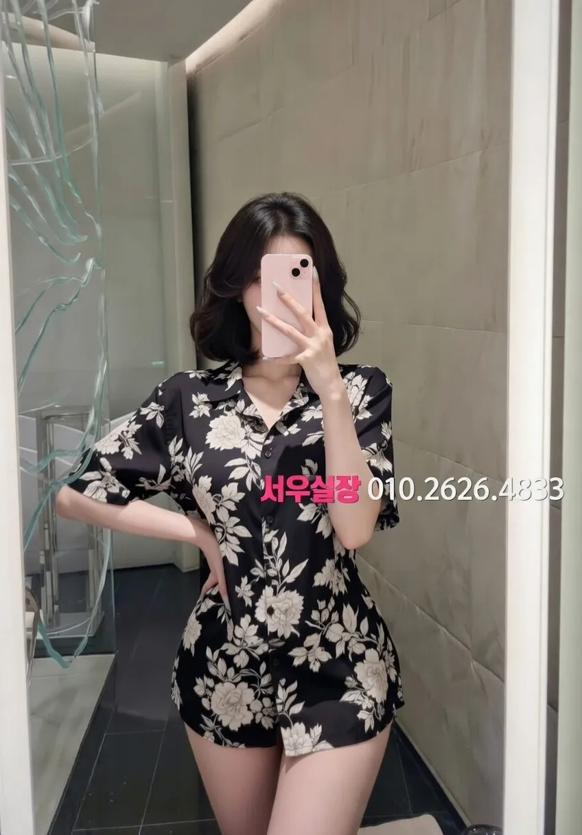 압구정로데오 퍼블릭 프리미엄 라인업 40번 프로필