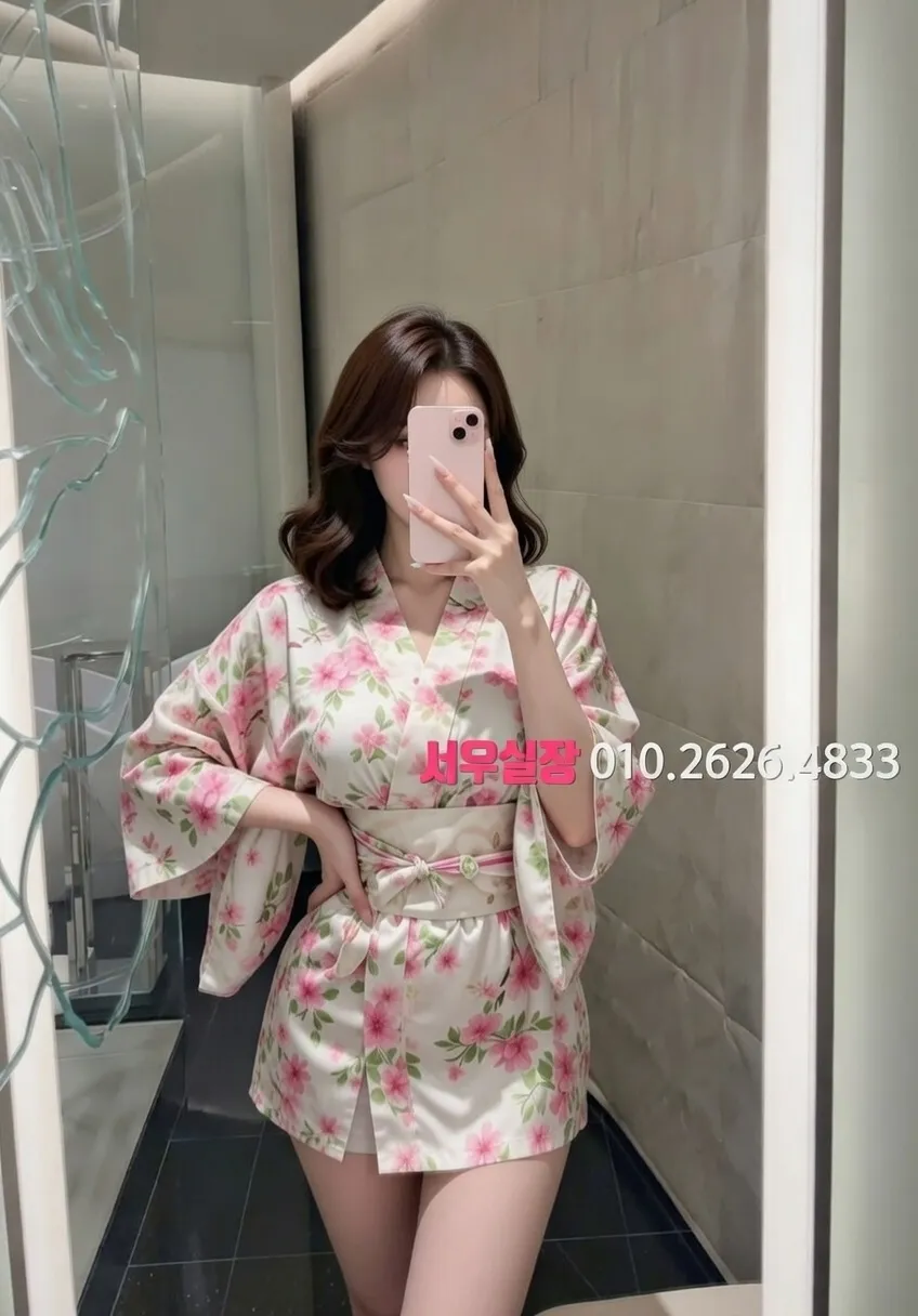 압구정로데오 기모노룸 프리미엄 라인업 4번 프로필