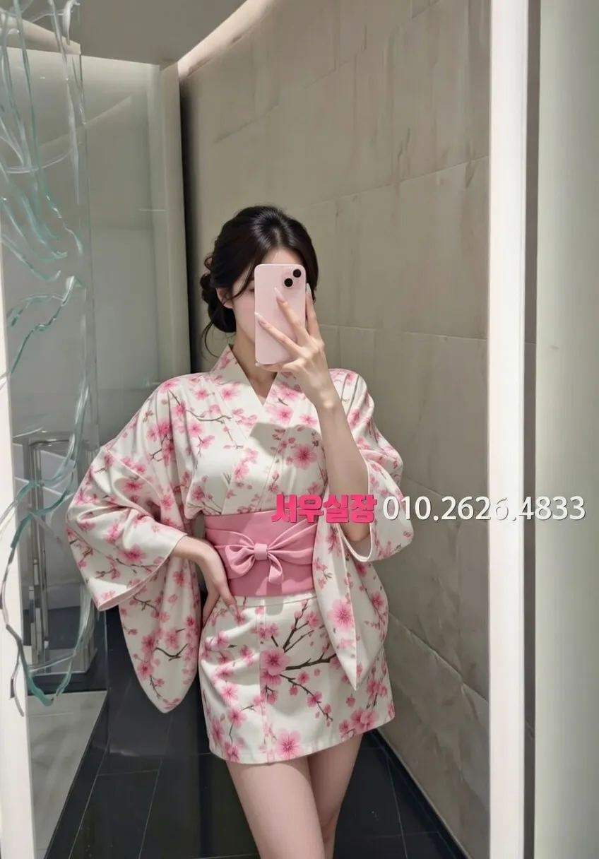 압구정로데오 하이퍼블릭 프리미엄 라인업 22번 프로필